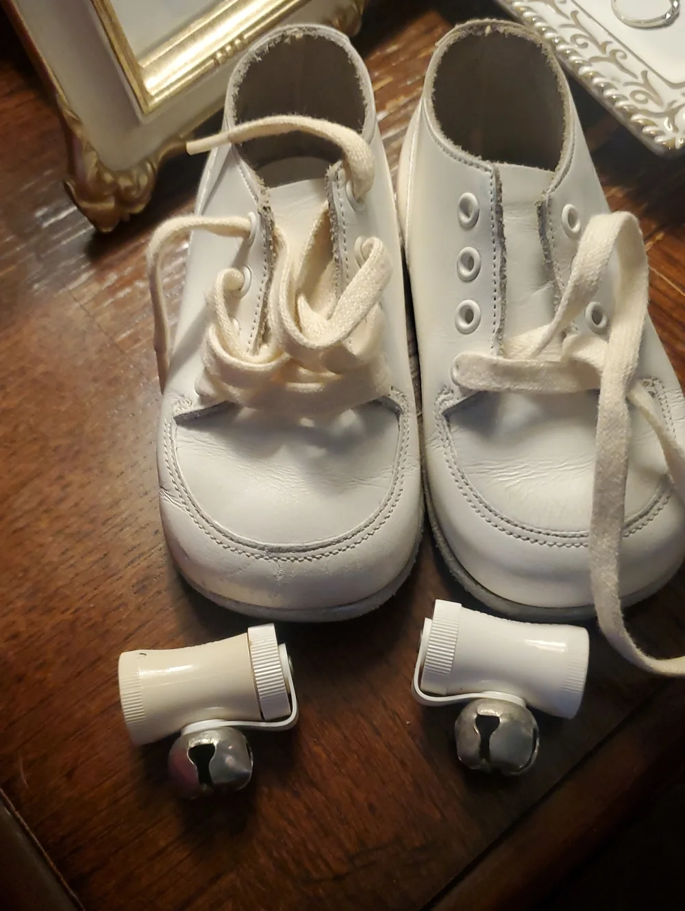 Antique Buster Brown White Baby Walker Lace-Up Shoes with Bells